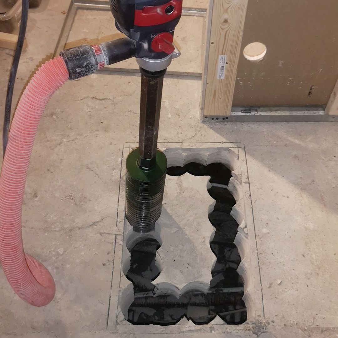 Gaten boren door beton: boorbedrijf